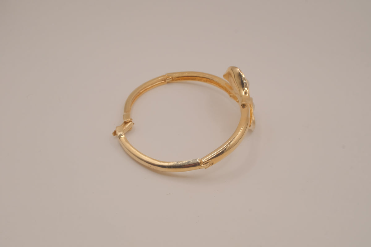 Vintage Avon gold-tone calla lily hinged bangle bracelet