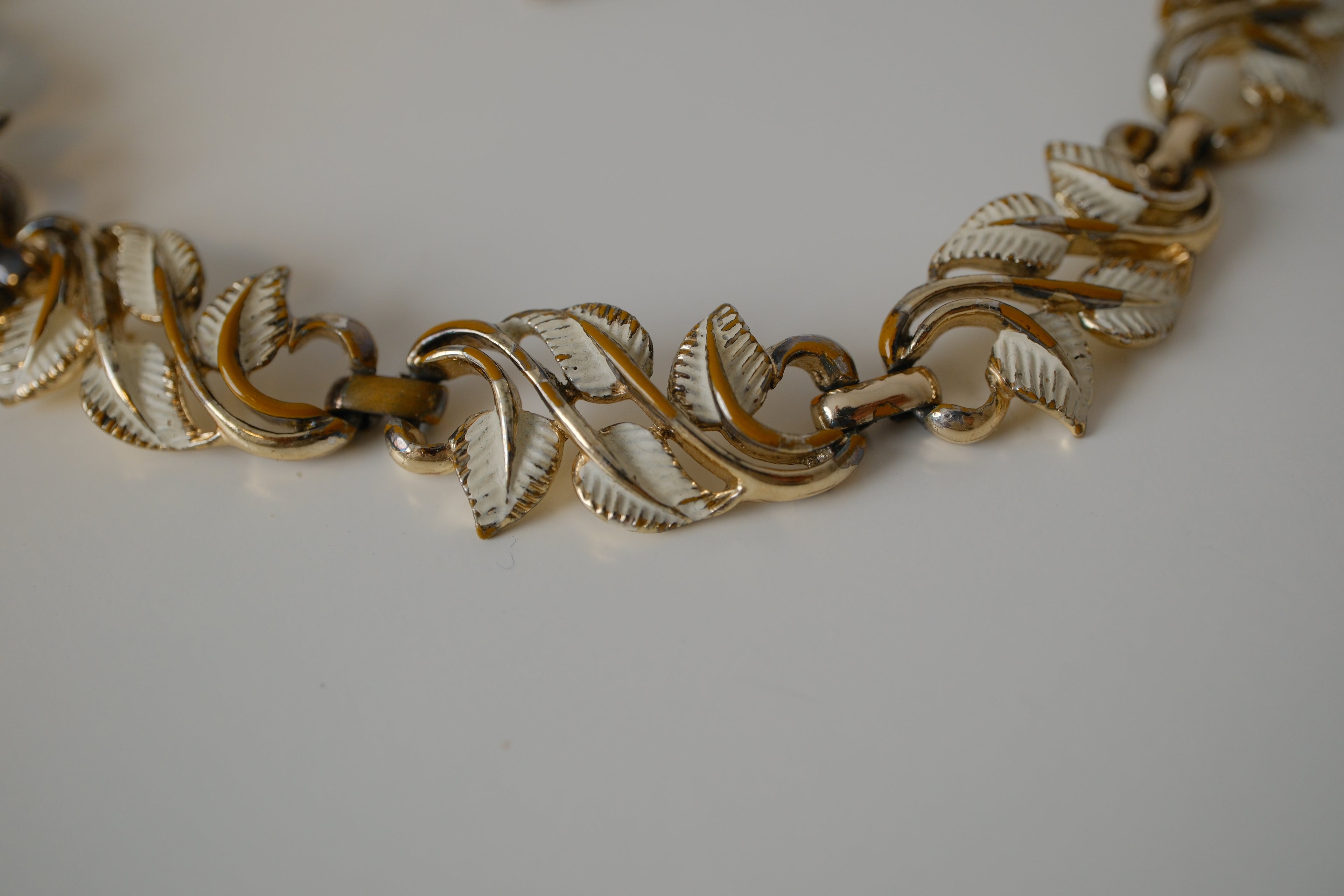 Vintage Coro white enamel leaf necklace