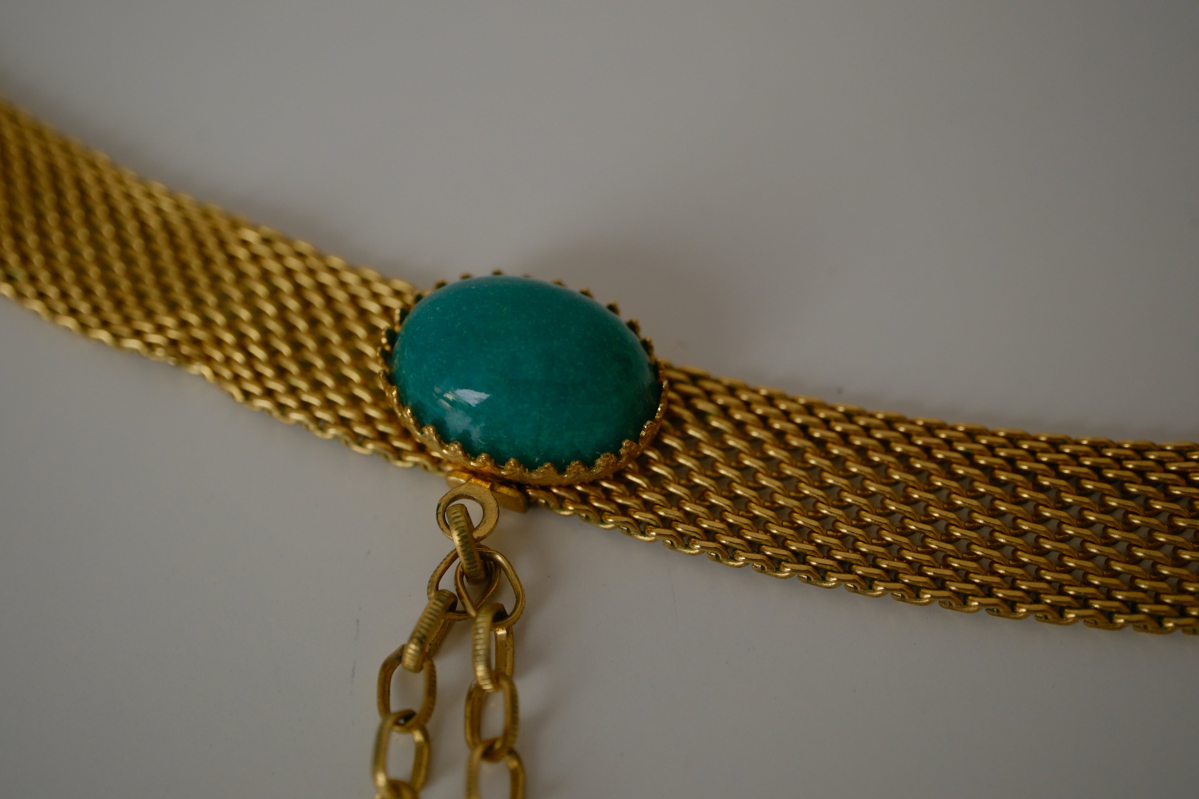 Vintage Coro white enamel leaf necklace