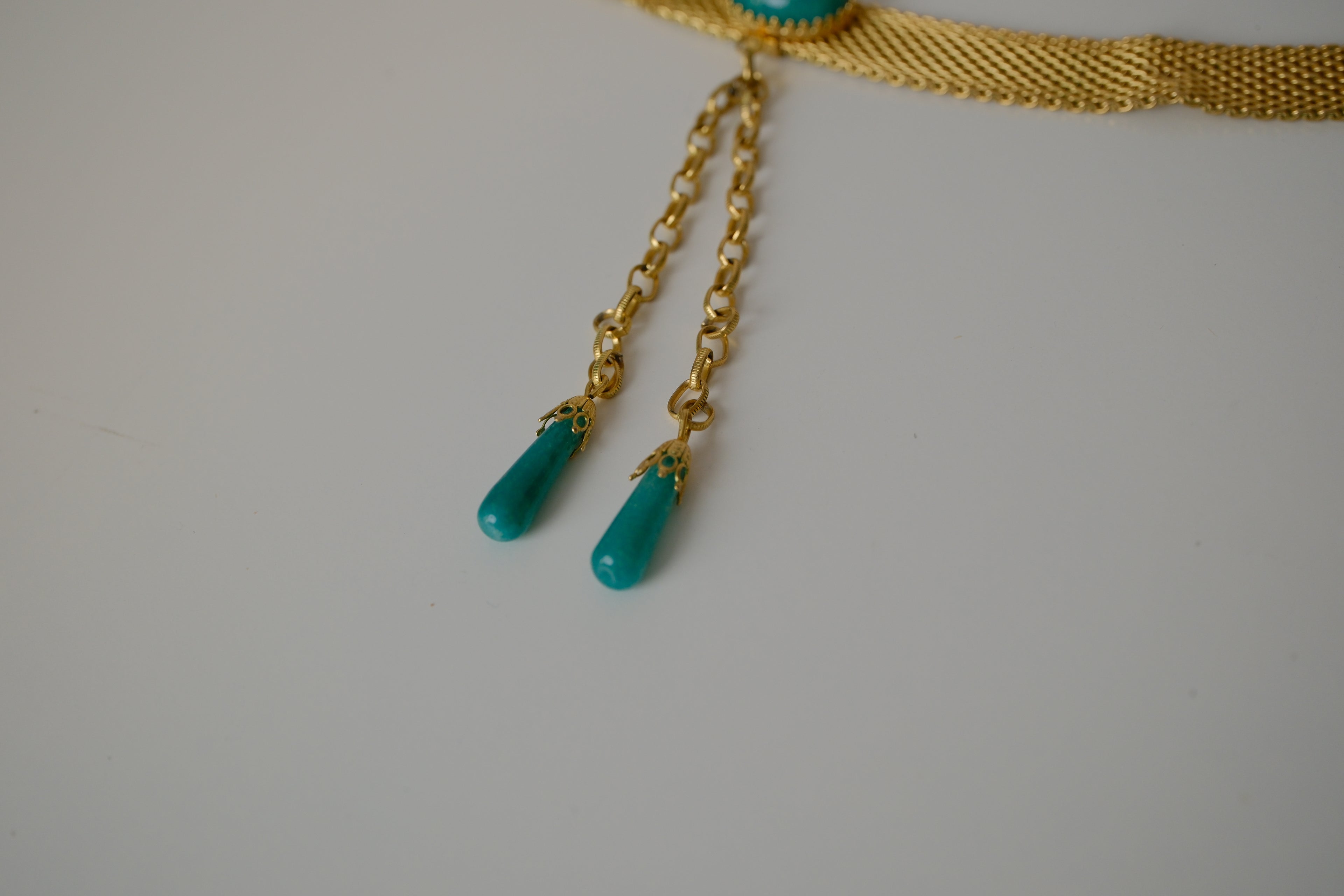 Vintage Coro white enamel leaf necklace