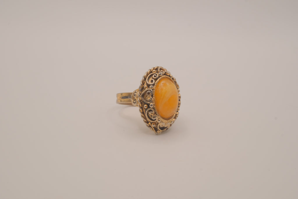 Vintage egg yolk butterscotch amber ring