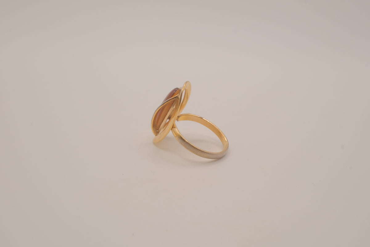 Vintage Sarah Coventry cocktail ring