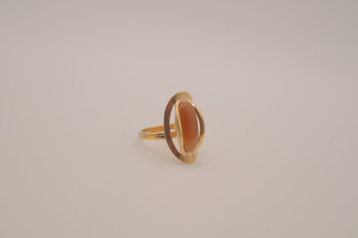 Vintage Sarah Coventry cocktail ring