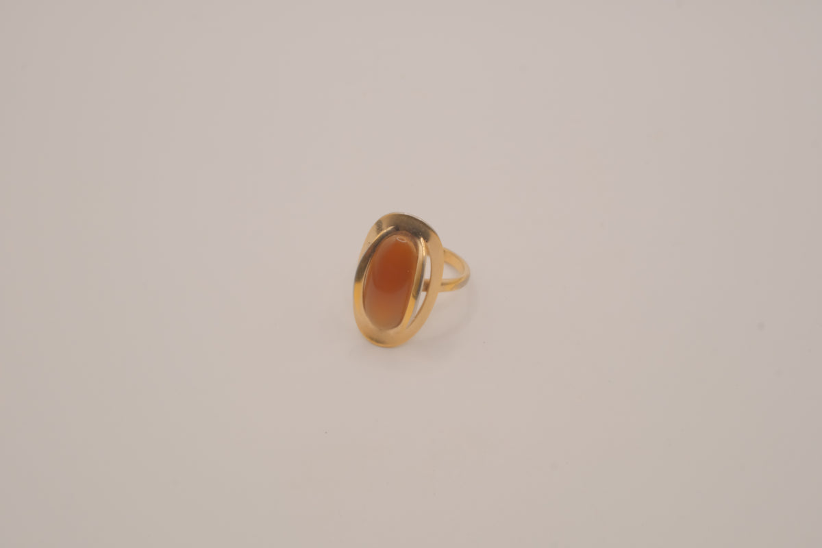 Vintage Sarah Coventry cocktail ring
