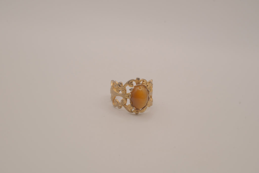Vintage filigree butterscotch hue statement ring