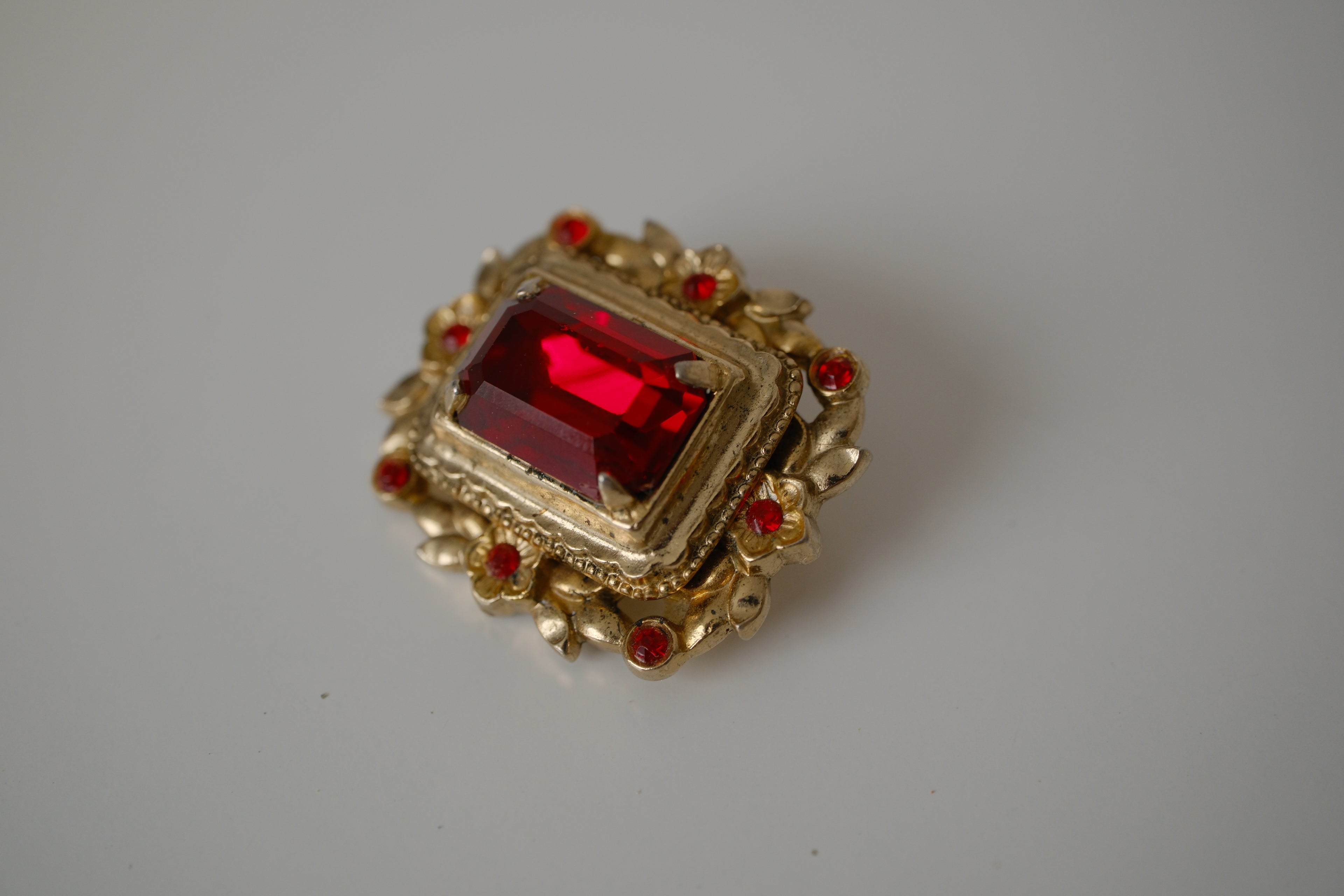 Vintage Coro red rhinestone rectangular brooch