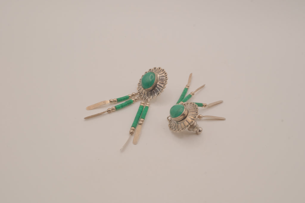 Vintage Southwestern-style sterling silver Malachite dangle earrings
