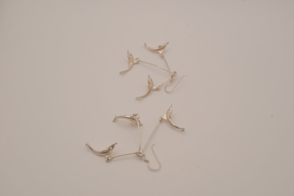 Vintage sterling silver double dolphin dangle earrings