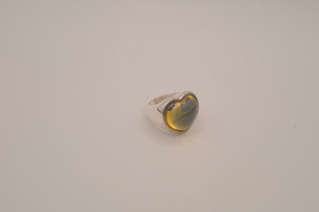 Vintage Avon heart-shaped mood ring