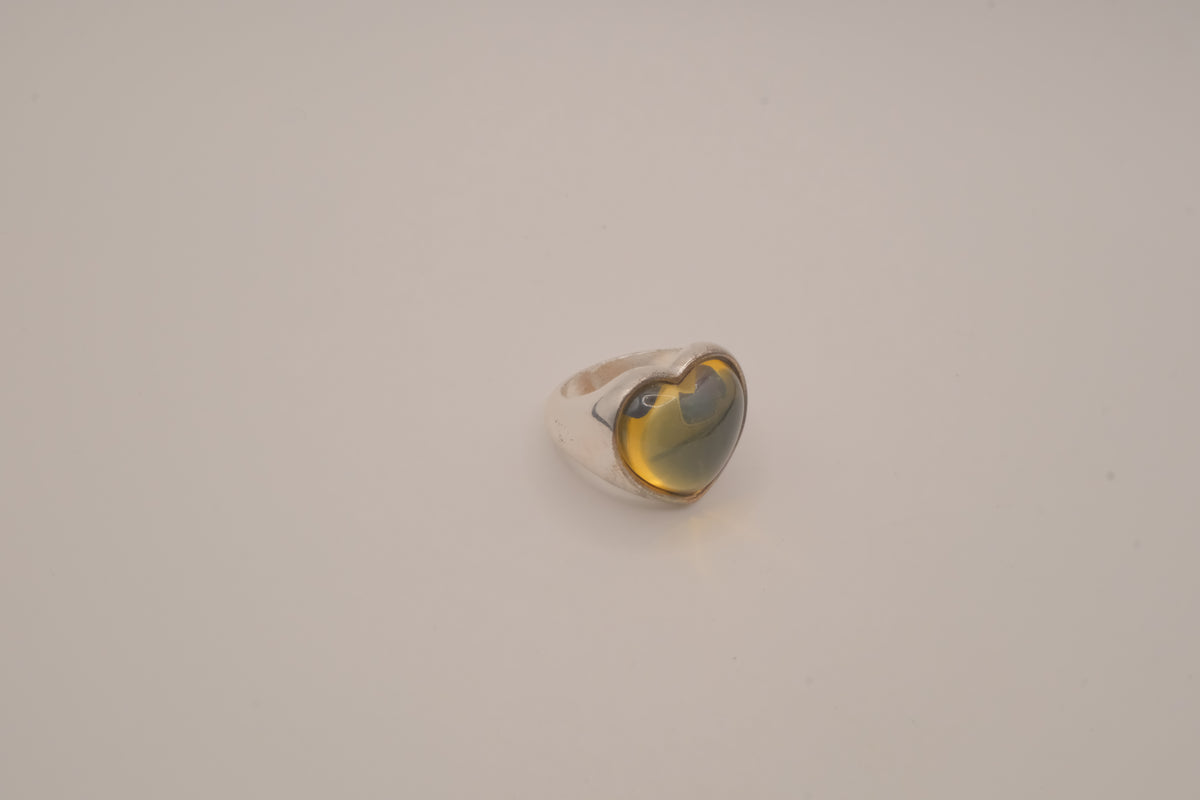 Vintage Avon heart-shaped mood ring