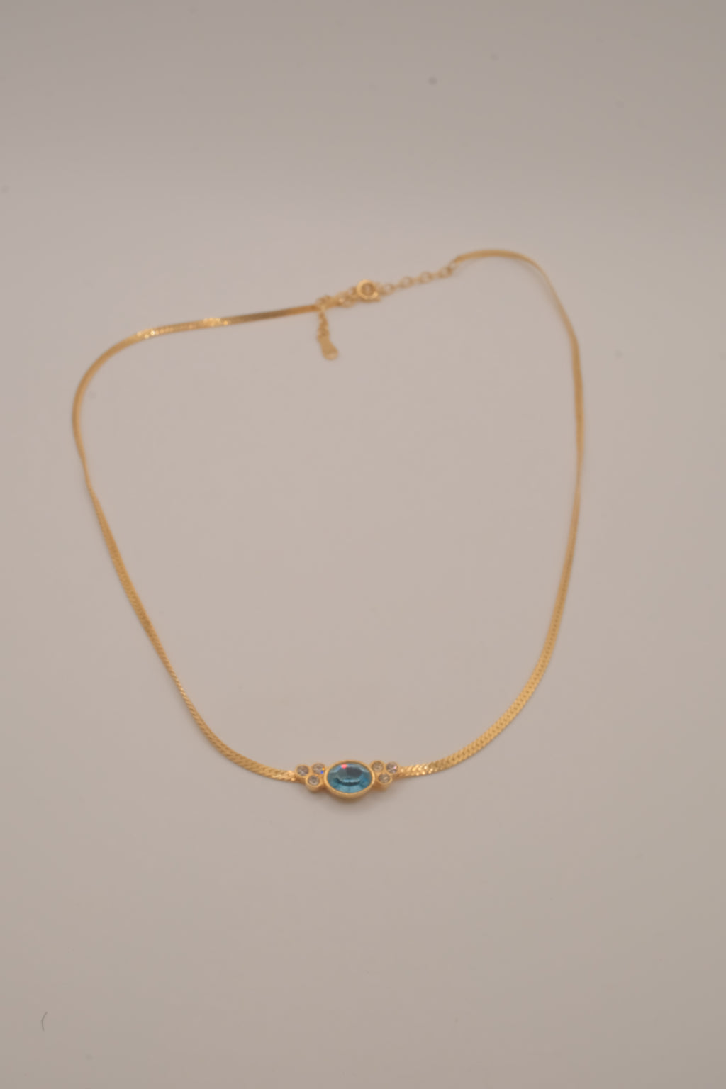 Vintage gold-tone herringbone chain necklace