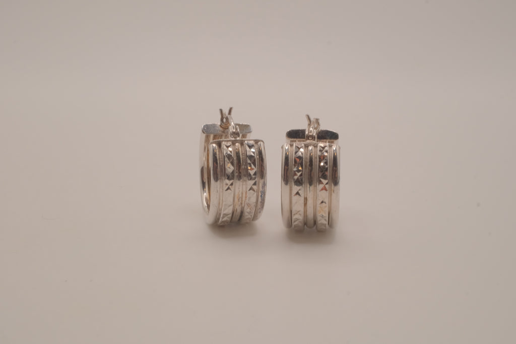 Vintage Sterling silver diamond-cut wide hoop earrings