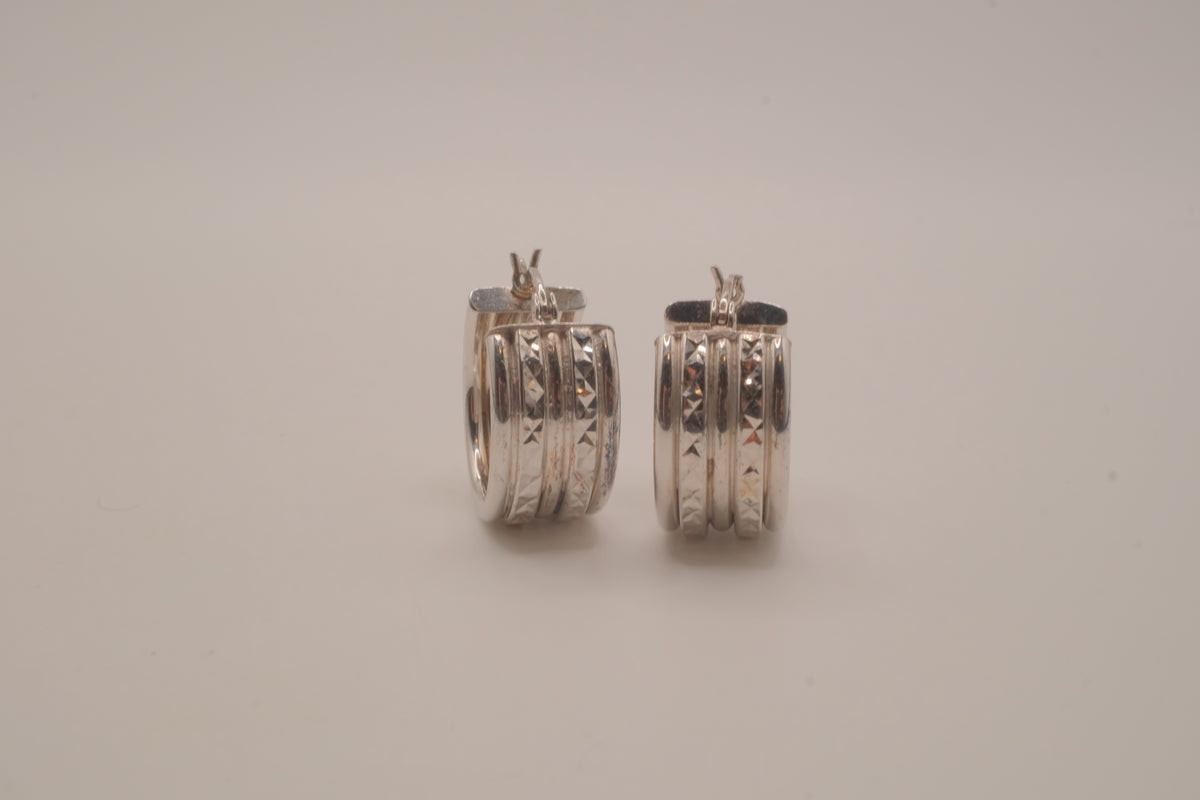 Vintage Sterling silver diamond-cut wide hoop earrings