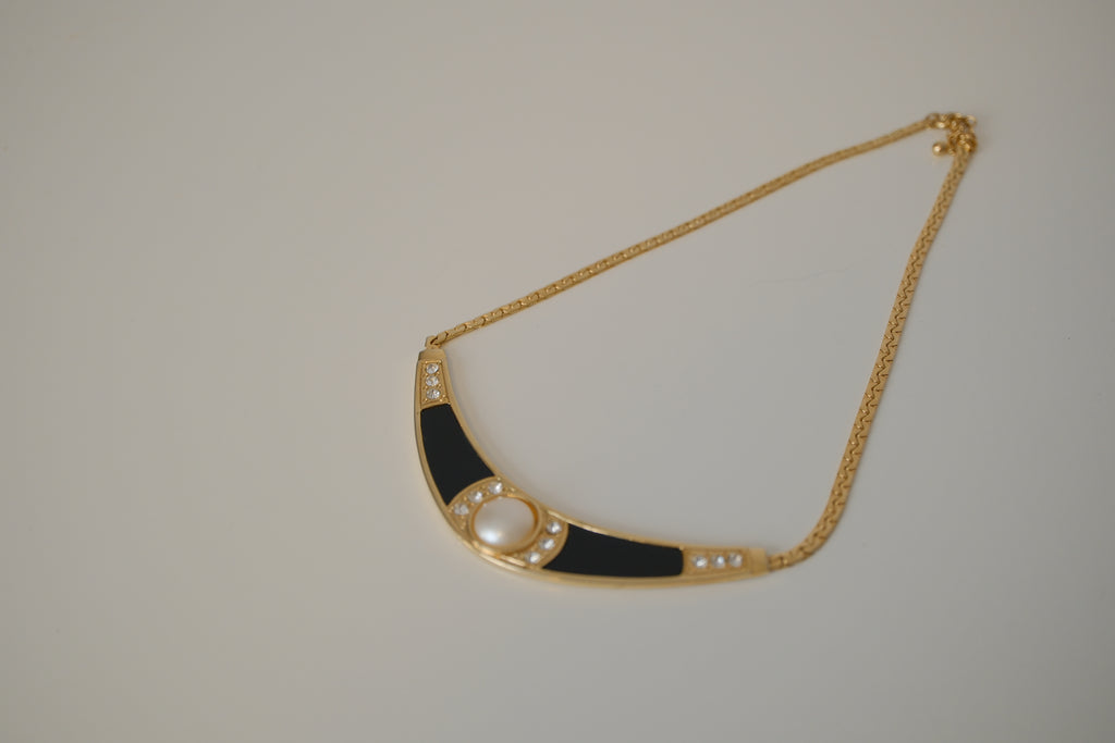 Vintage Gold toned collar necklace