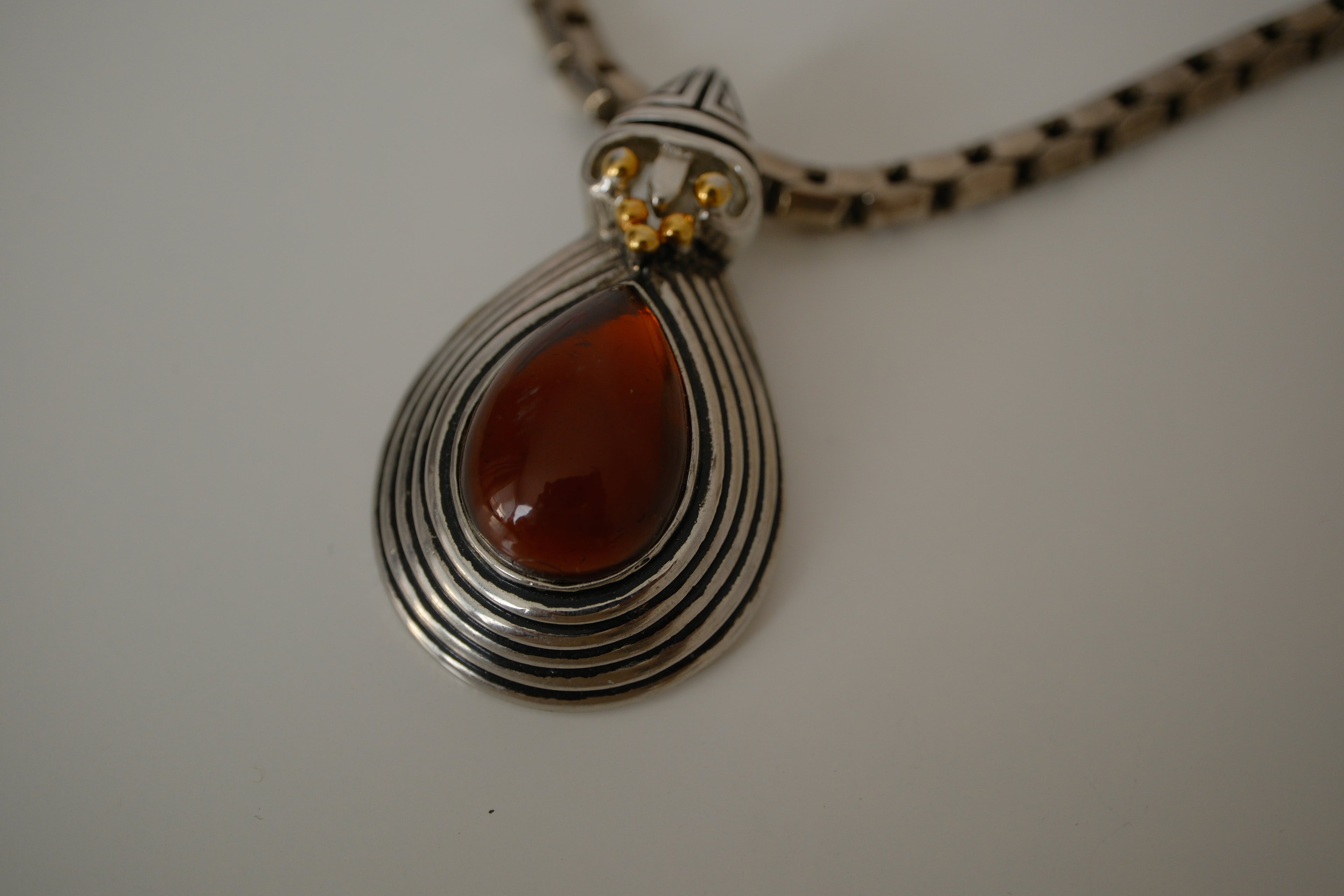 Vintage Brown stone pendant necklace