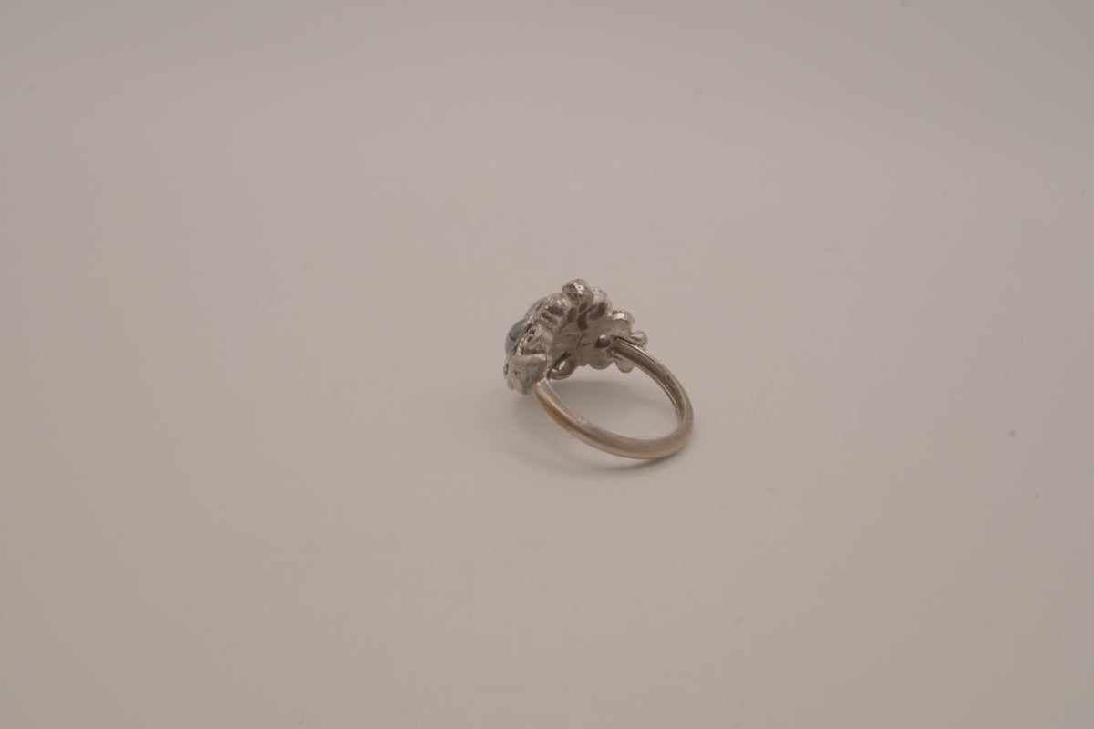 Vintage Avon "Midnight Splendor" statement ring