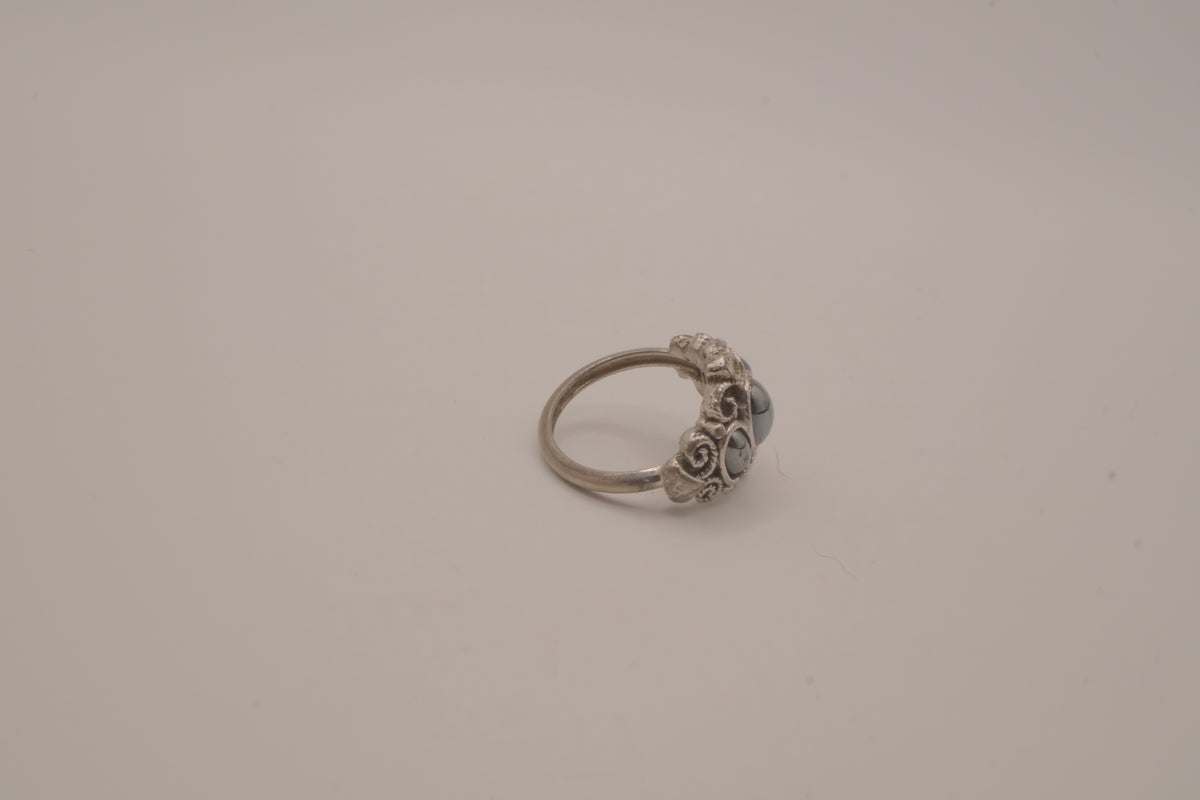 Vintage Avon "Midnight Splendor" statement ring