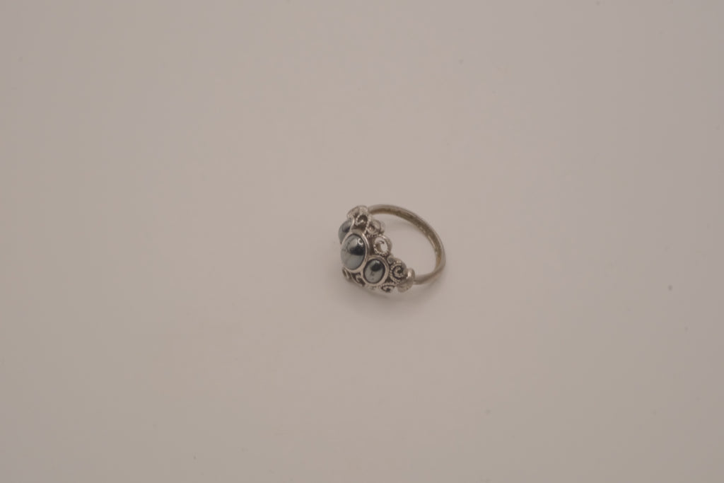 Vintage Avon "Midnight Splendor" statement ring