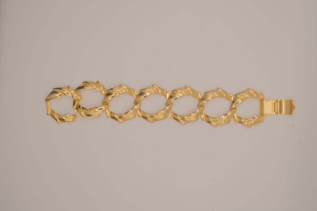 Vintage gold tone geometric link bracelet