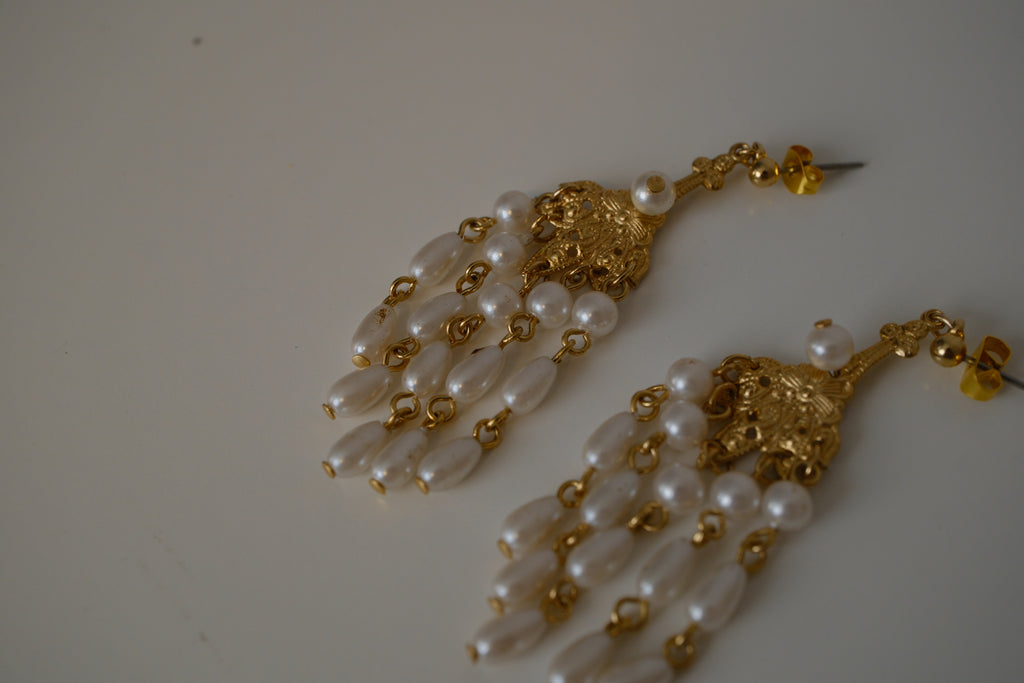 Vintage chandelier gold tone earrings