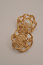 Vintage 1980s Richelieu open-work floral earrings (pierced ears)