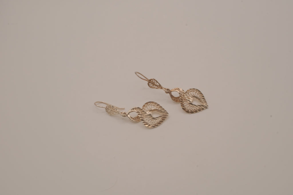 Sterling silver filigree dangle earrings