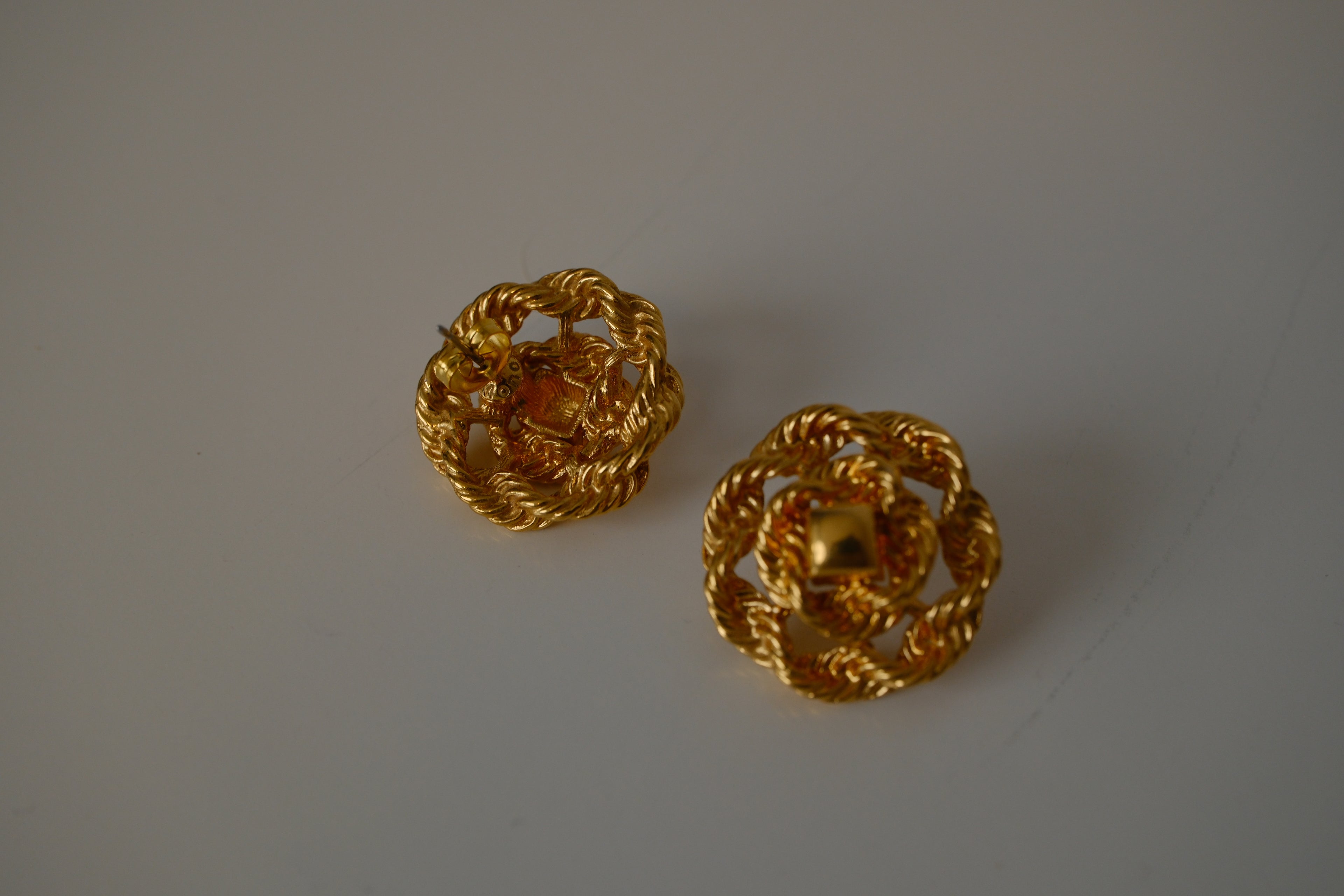 Vintage braided rope round stud earrings