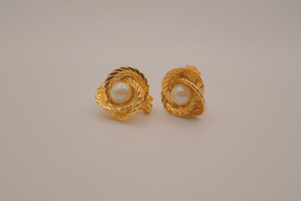 Vintage gold-toned swirl button clip-on earrings