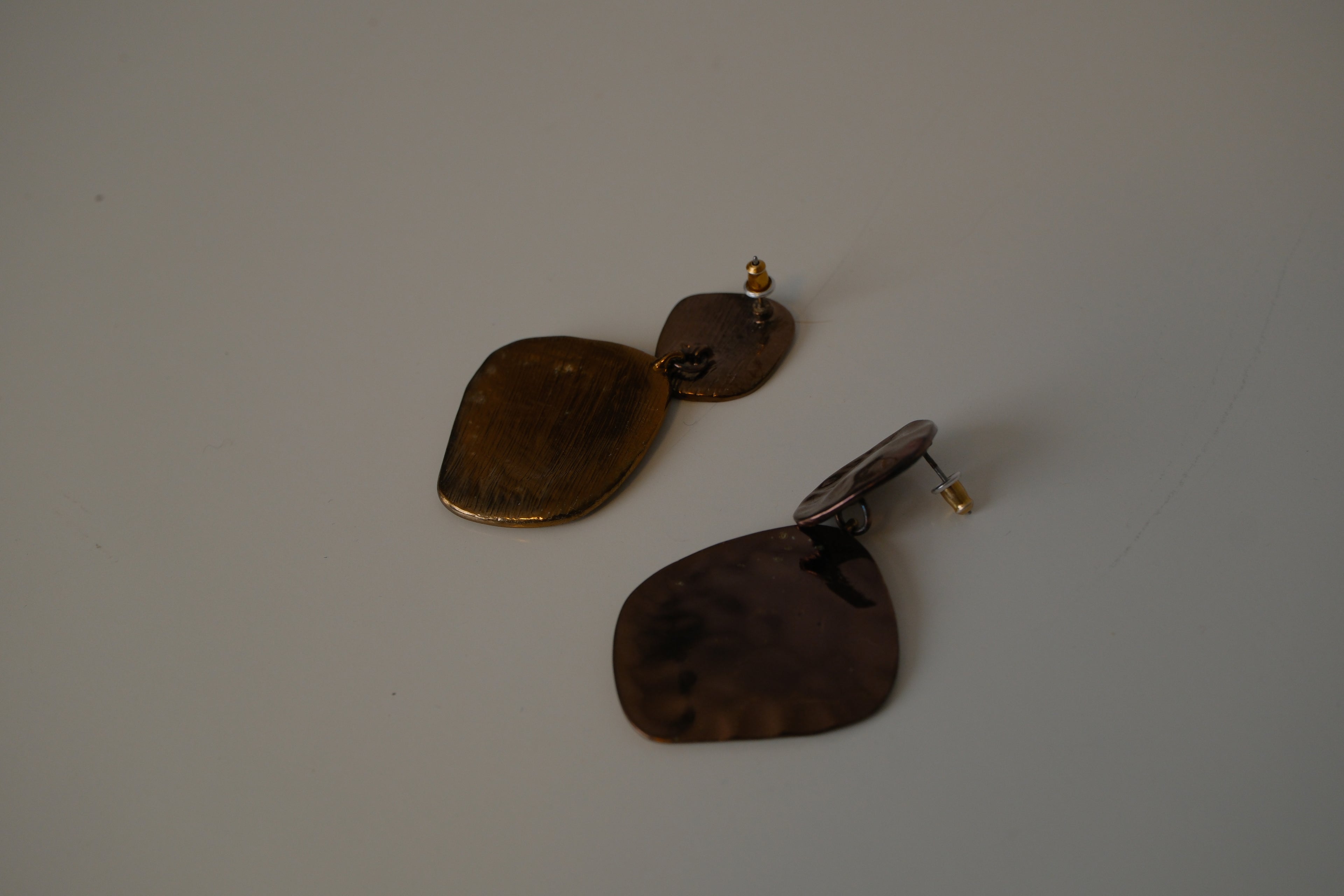 Two-piece Brown metal earrings