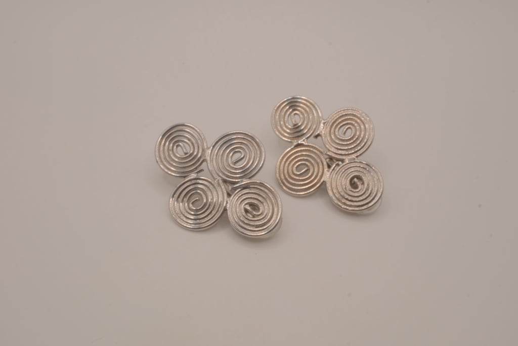 Vintage modernist silver wire clip-on earrings