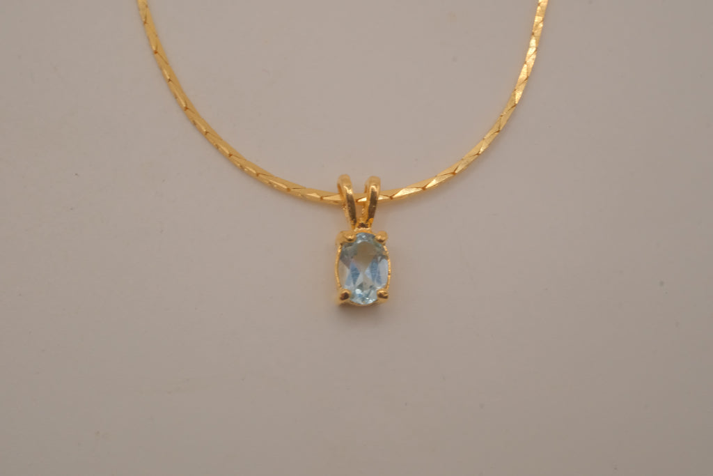 Classic solitaire pendant necklace