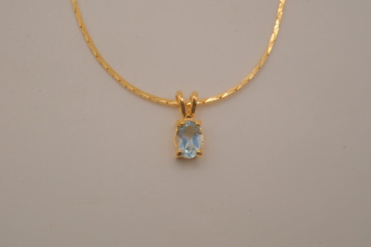 Classic solitaire pendant necklace
