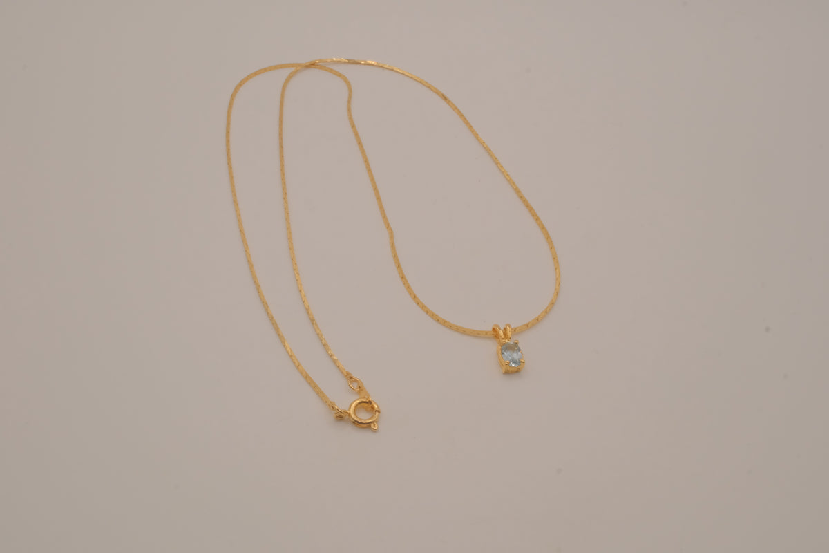 Classic solitaire pendant necklace