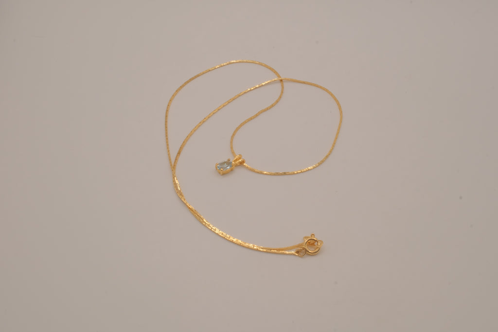 Classic solitaire pendant necklace