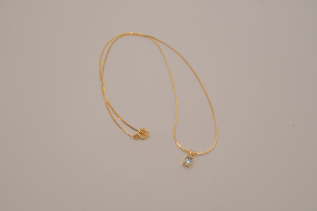 Classic solitaire pendant necklace