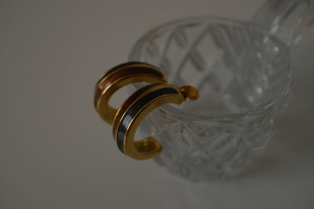 Vintage Black and Brown enamel earrings