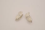 Vintage leaf clip-on earrings&nbsp;