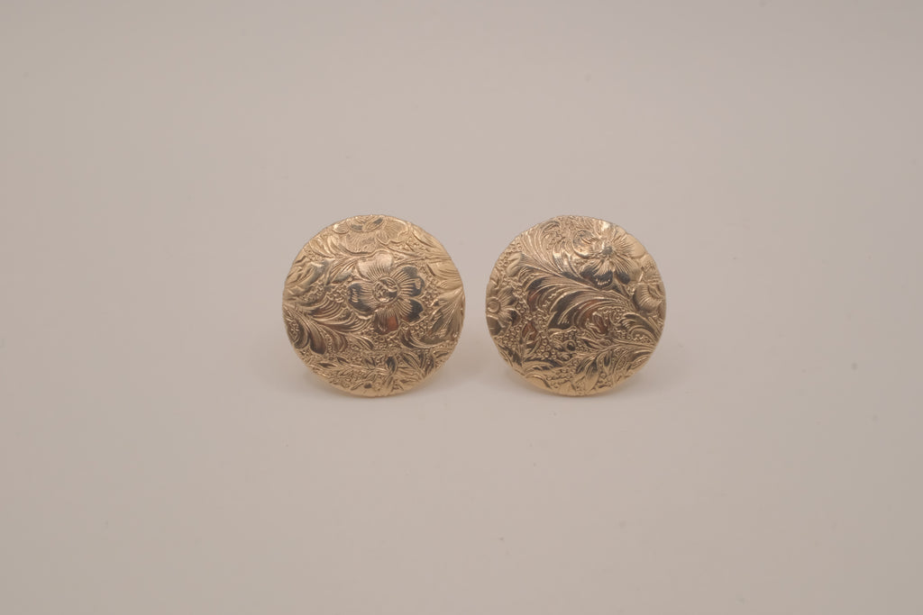 Vintage floral button clip-on earrings&nbsp;