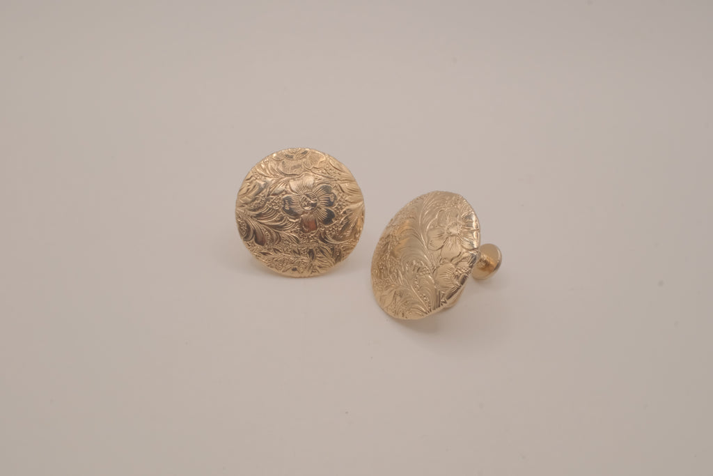 Vintage floral button clip-on earrings&nbsp;