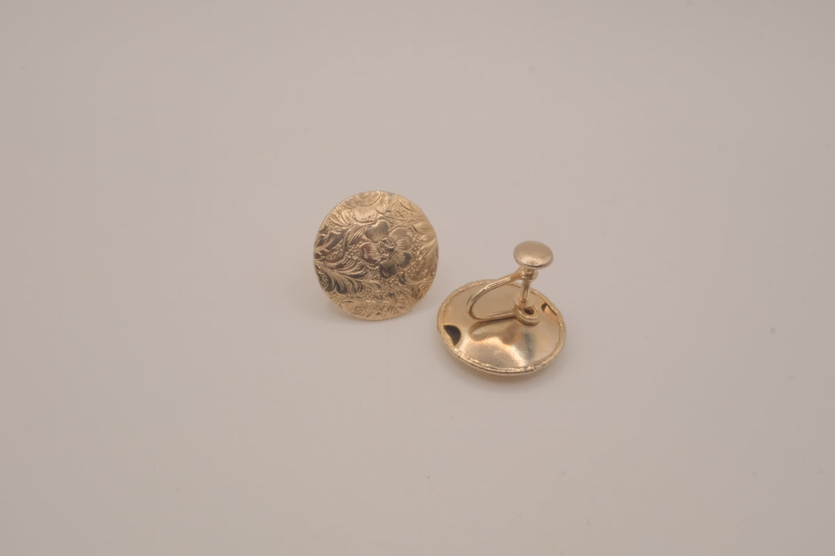 Vintage floral button clip-on earrings&nbsp;