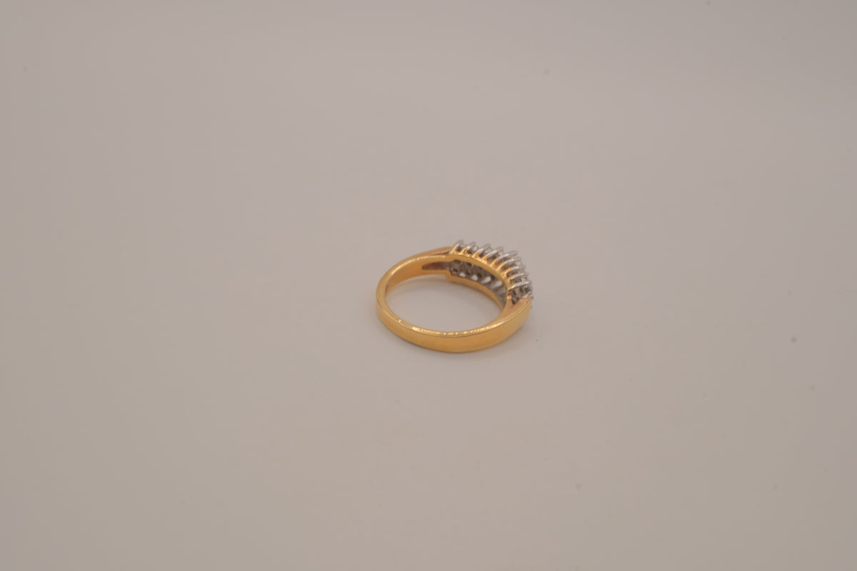 Vintage multi-row GEP sapphire band ring