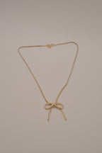 Vintage 1979 Avon "Sweetheart Choker" bow necklace