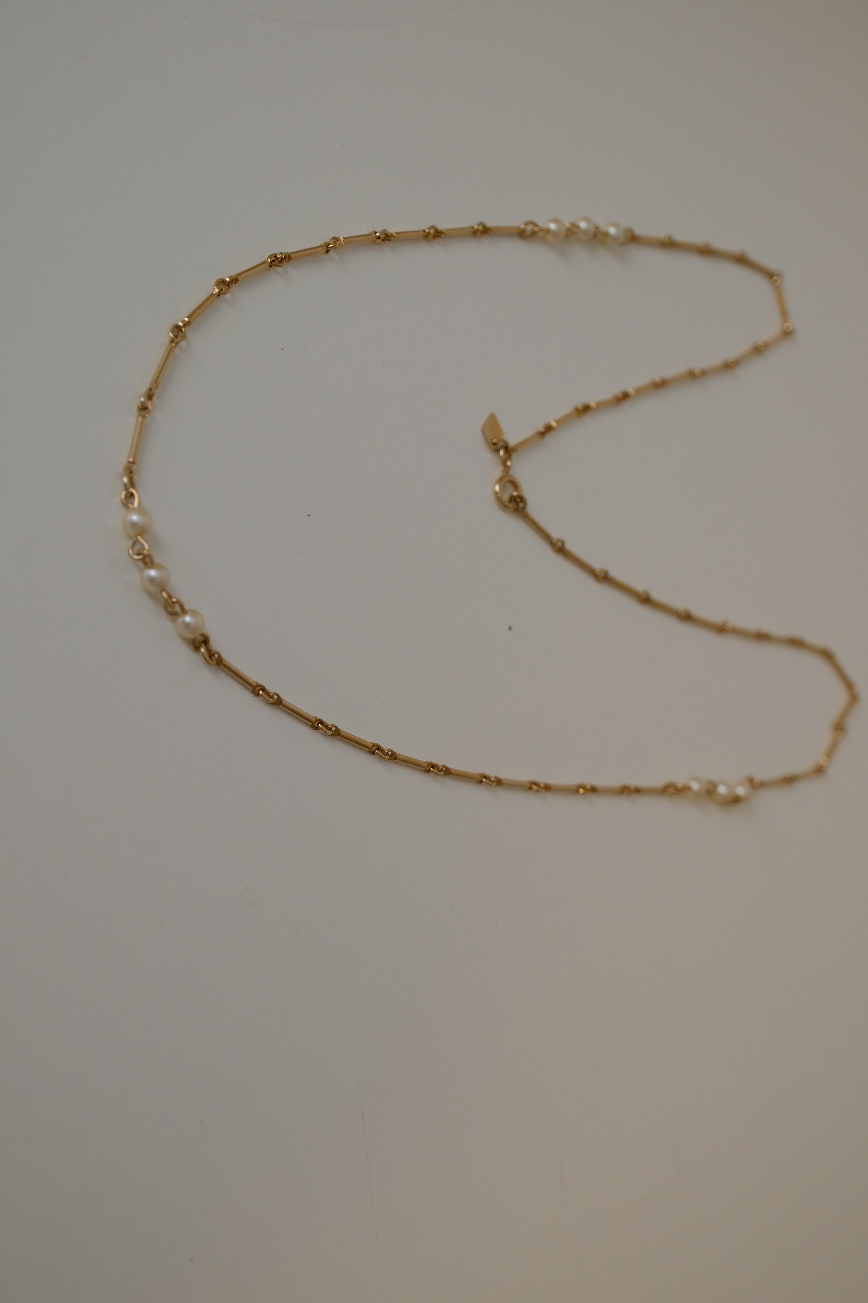 Sarah Cov delicate gold toned pearl necklace