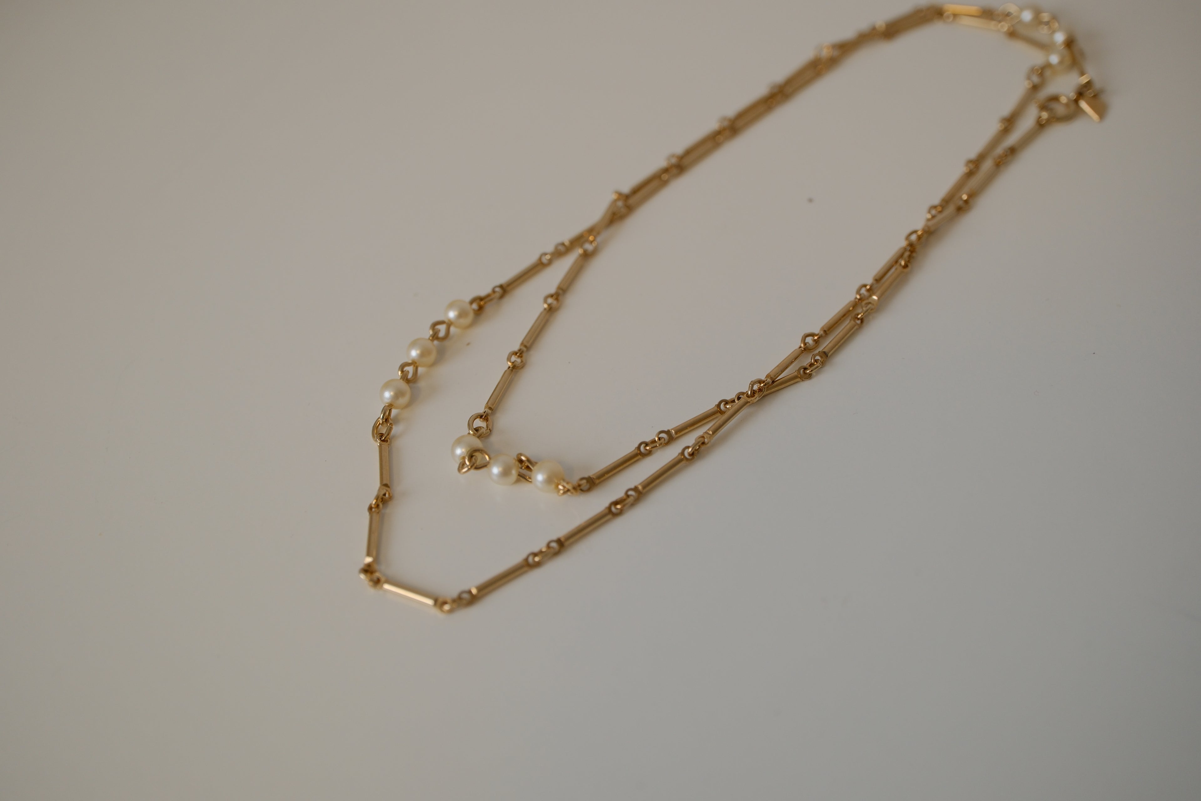 Sarah Cov delicate gold toned pearl necklace