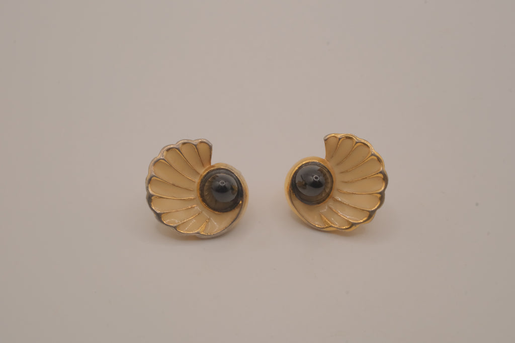 Vintage D’Orlan shell-shaped clip-on earrings