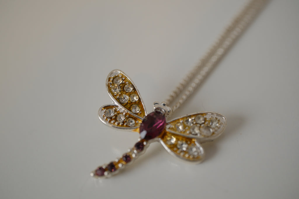 Decorative DragonFly pendant necklace