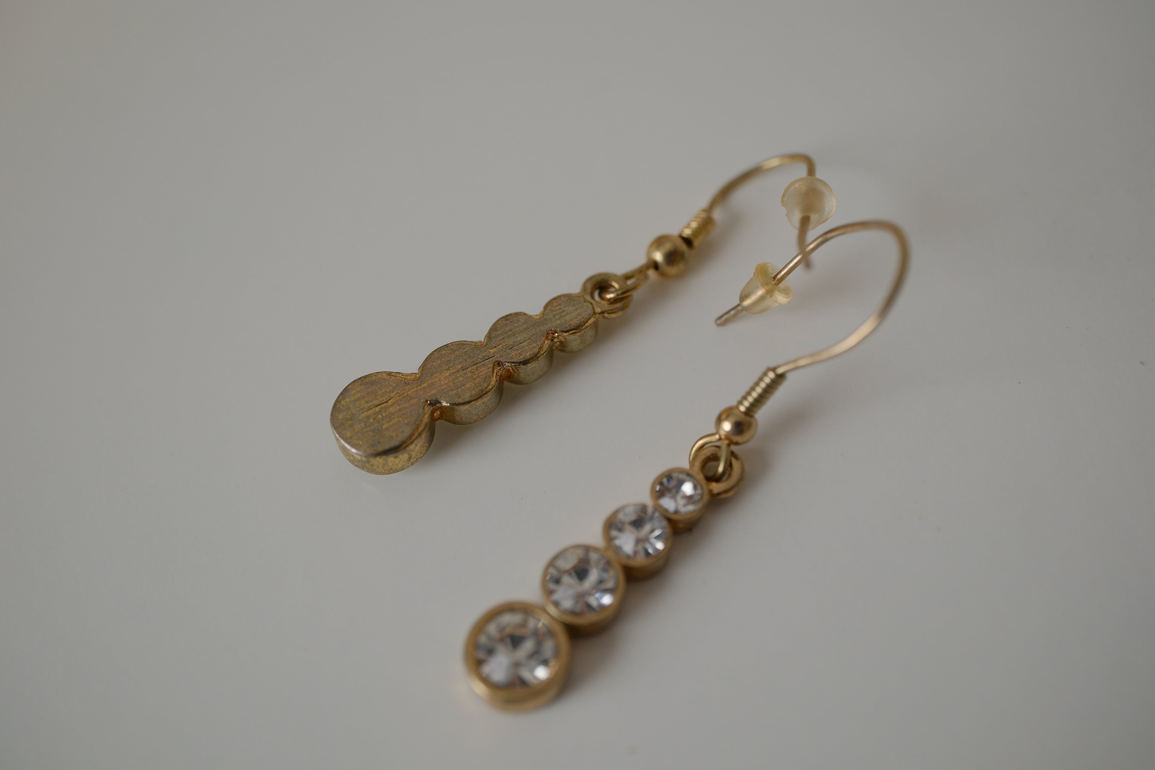 Vintage gold-toned graduated crystal dangle earrings