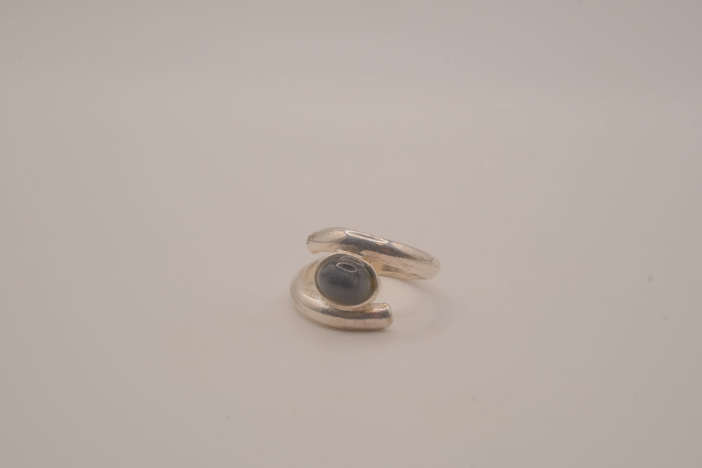 Vintage silver tone bypass ring