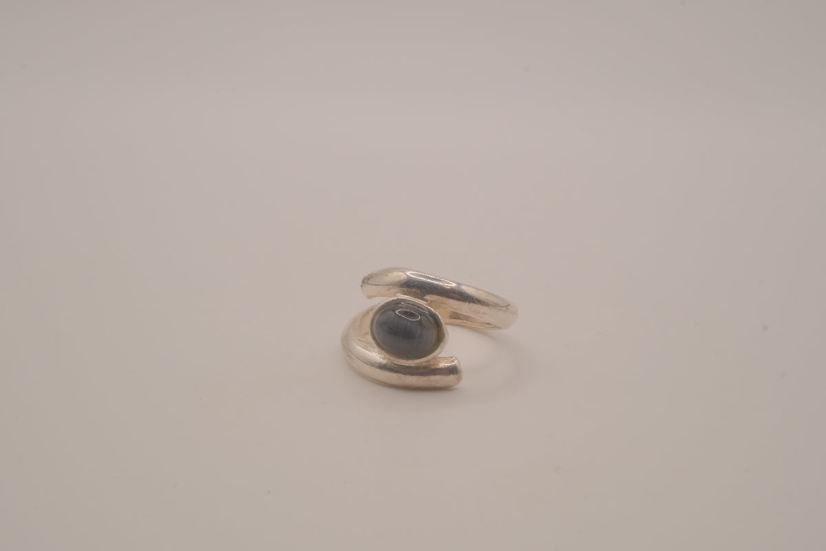 Vintage silver tone bypass ring