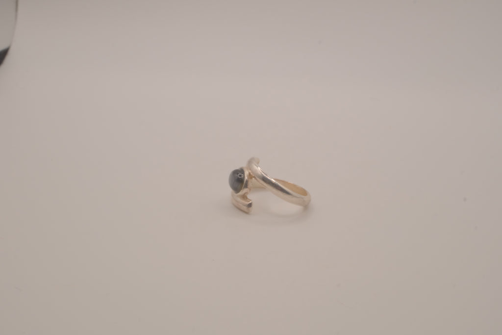 Vintage silver tone bypass ring